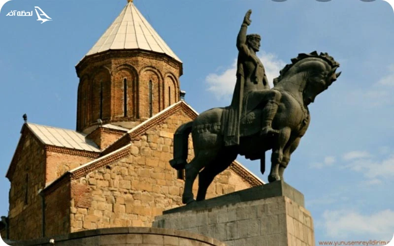 تندیس پادشاه واختانگ یکم؛ یادگار بنیان‌گذار افسانه‌ای